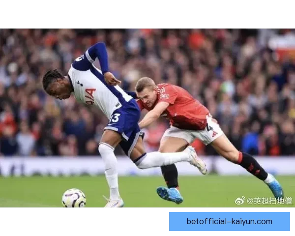 曼联逐渐显现防守隐患，状态回暖仍需加强后防稳定性