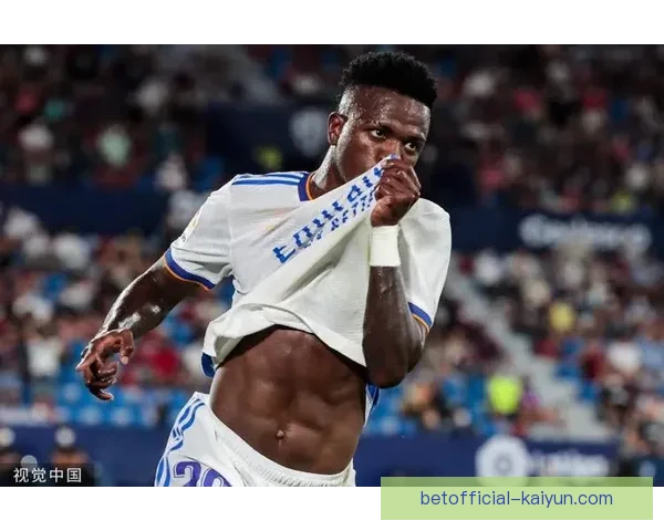 维尼修斯·托比亚斯加盟皇马后状态持续提升，备受瞩目